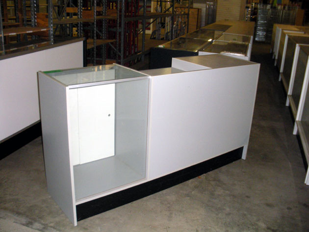 front view of checkout showcase combo